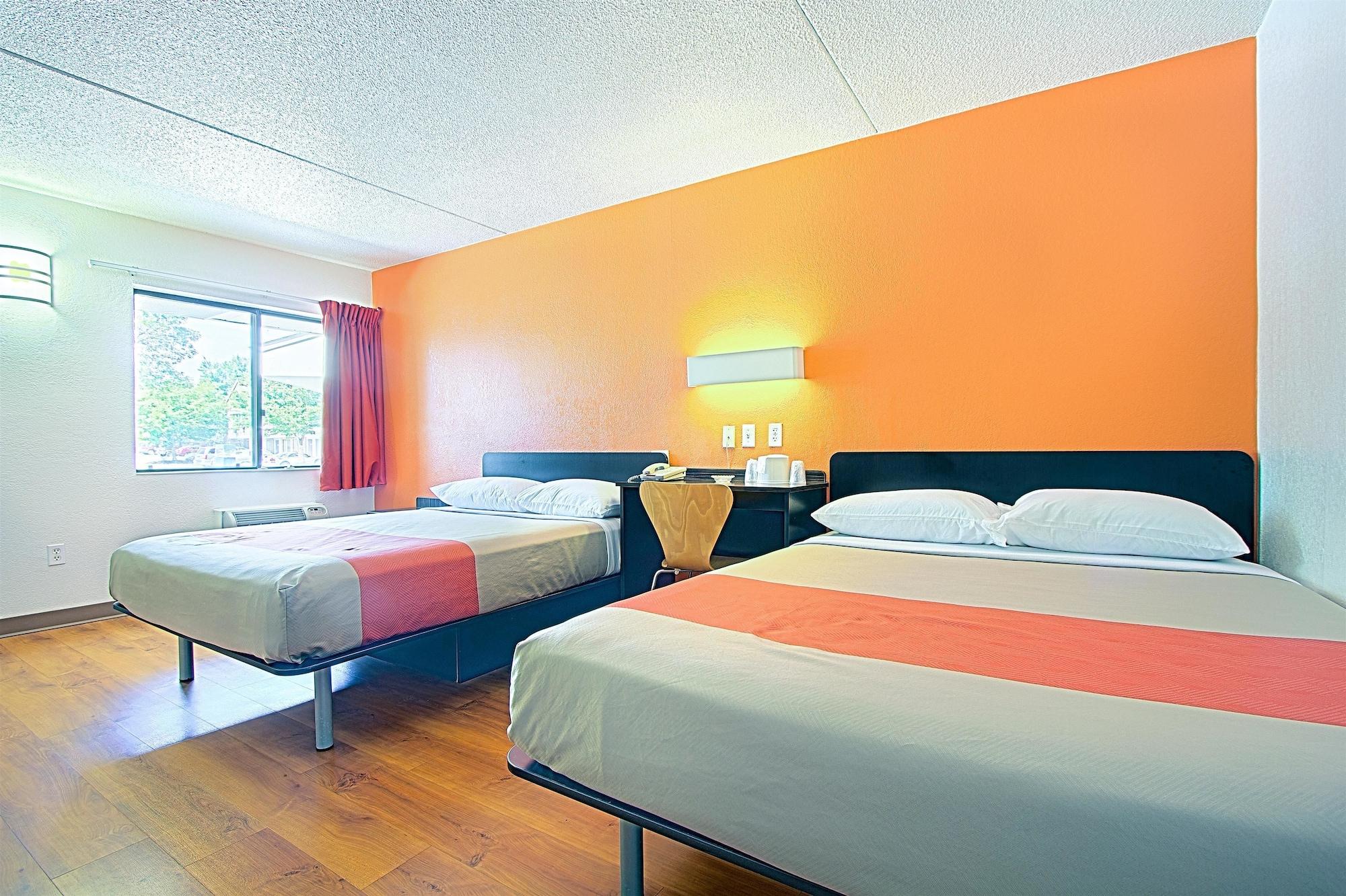 Motel 6-East Brunswick, Nj Exterior photo