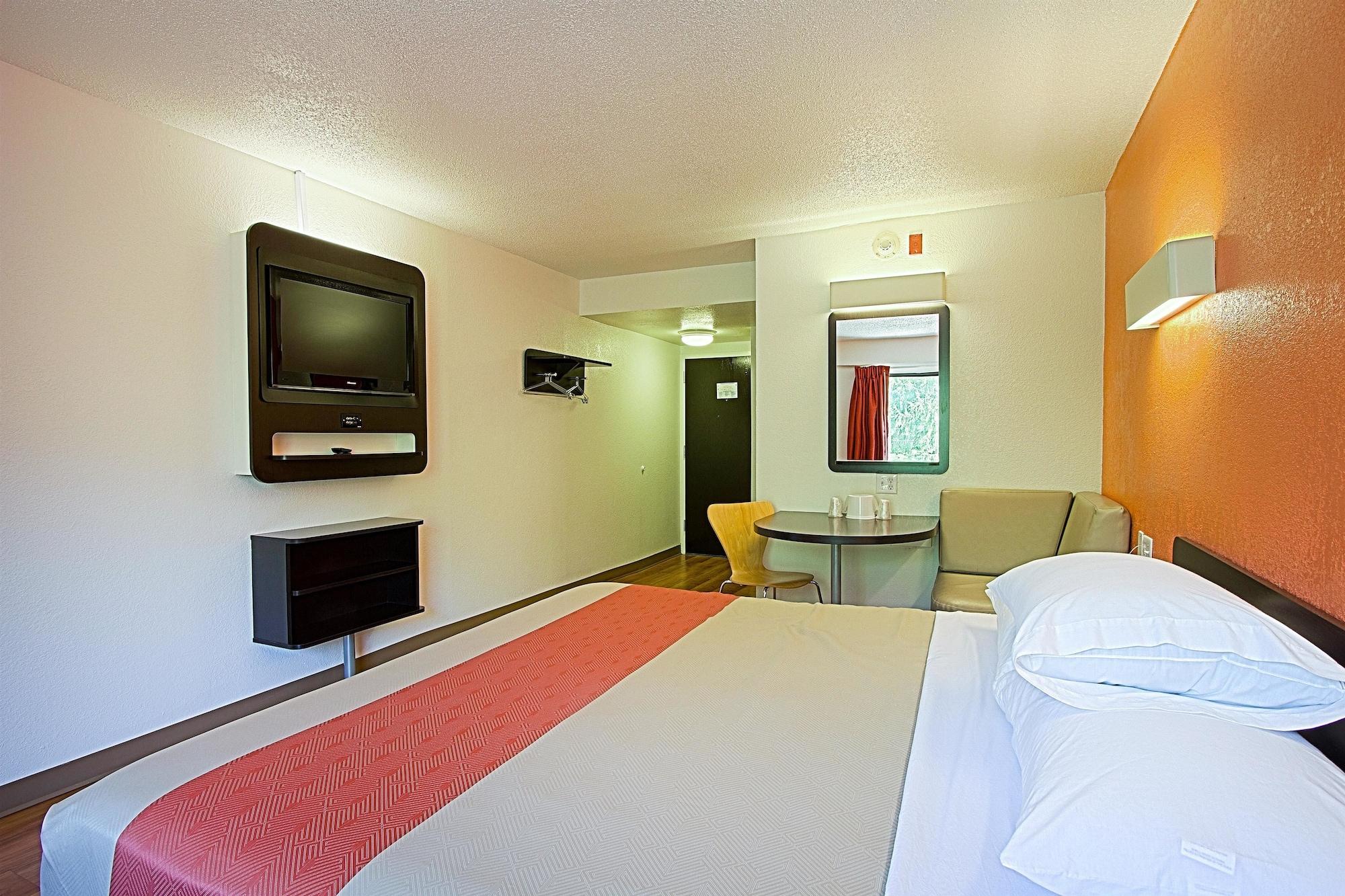 Motel 6-East Brunswick, Nj Exterior photo